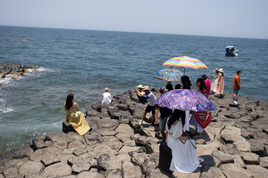 Crowd in Ganh Da Dia, Phu Yen, Vietnam